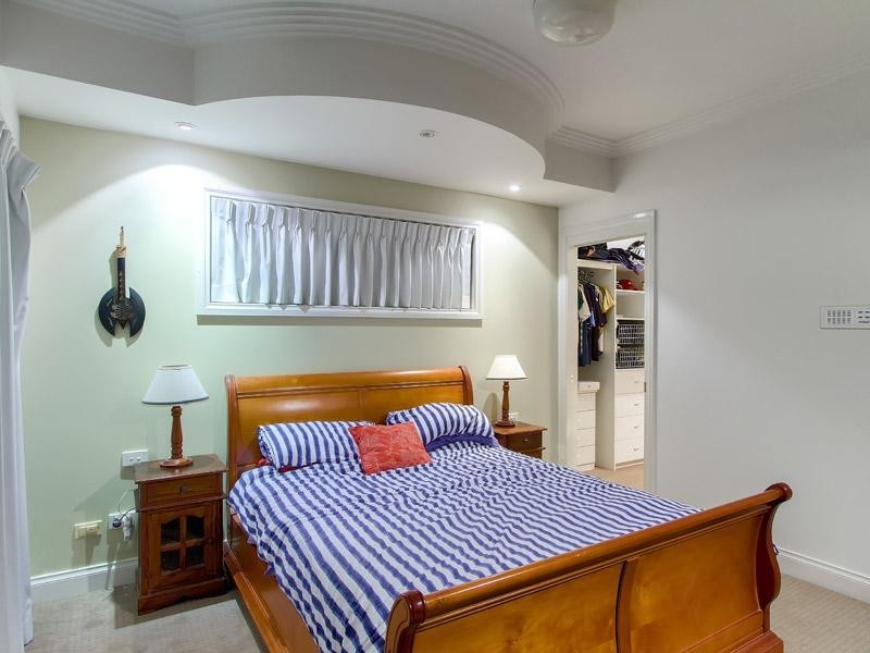 5 Tappin Court, Carindale QLD 4152