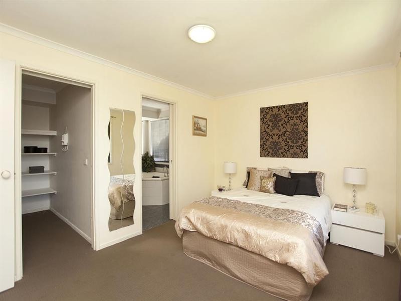 3 Russellia Street, Mount Gravatt East QLD 4122