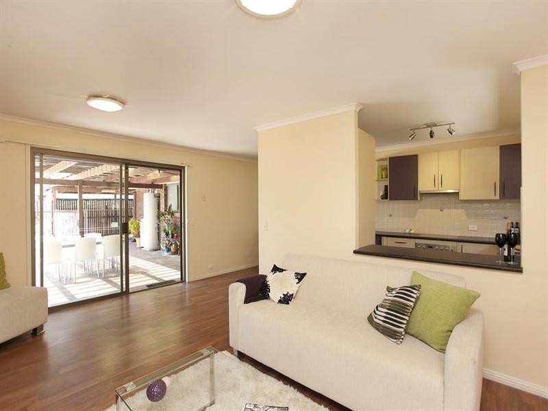 3 Russellia Street, Mount Gravatt East QLD 4122