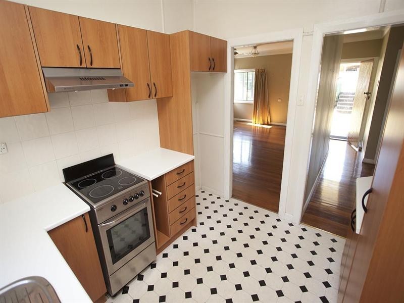 71 Rita Street, Holland Park QLD 4121