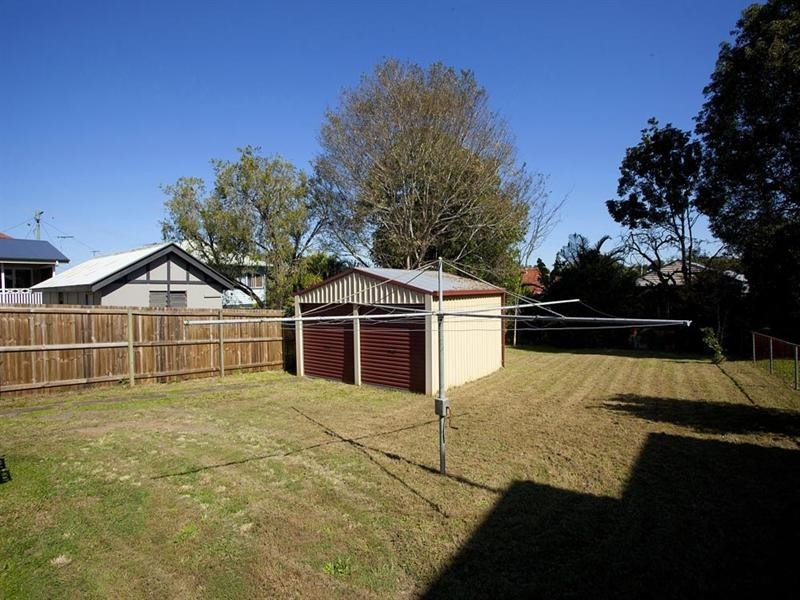 71 Rita Street, Holland Park QLD 4121