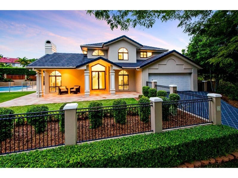 13 Troon Place, Carindale QLD 4152