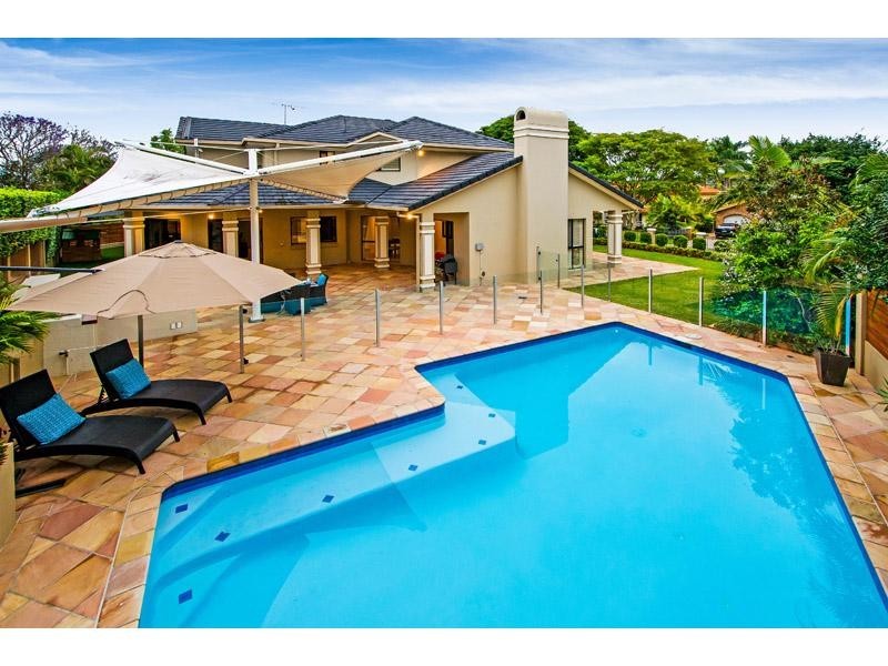 13 Troon Place, Carindale QLD 4152
