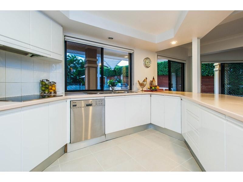 13 Troon Place, Carindale QLD 4152