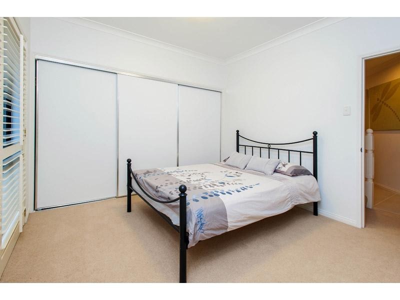 13 Troon Place, Carindale QLD 4152