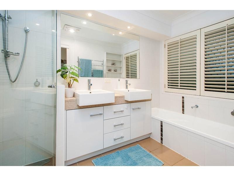 13 Troon Place, Carindale QLD 4152