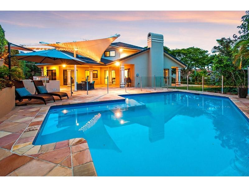 13 Troon Place, Carindale QLD 4152