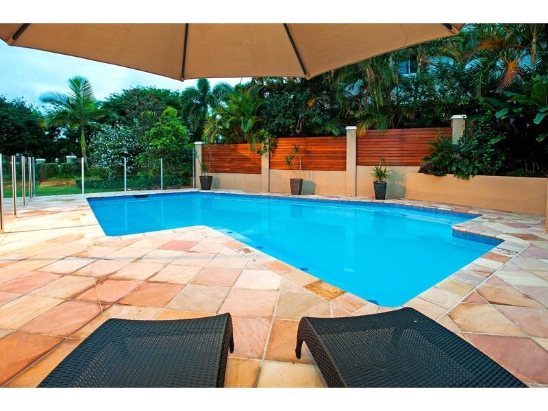 13 Troon Place, Carindale QLD 4152