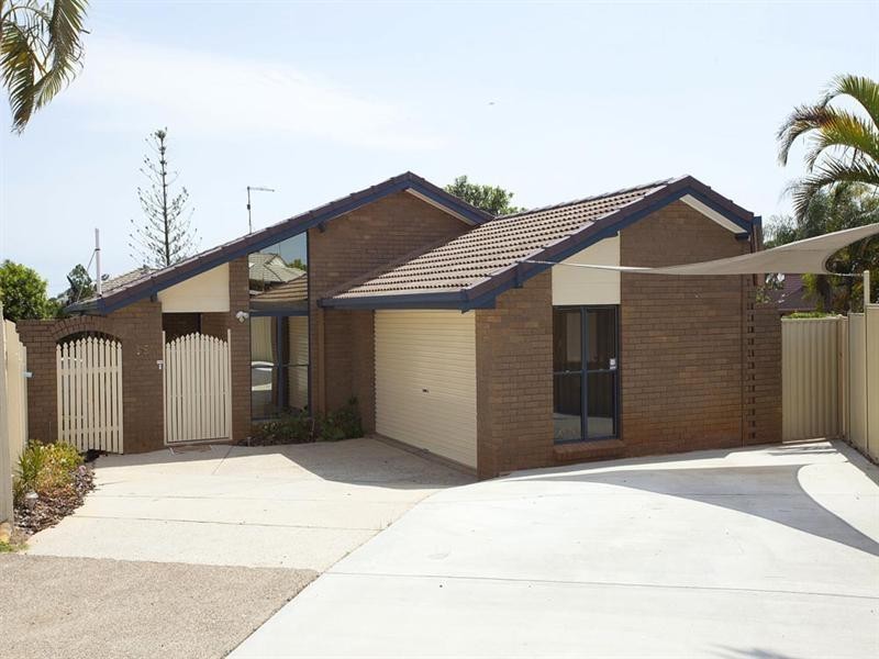 16 Homeland Street, Sunnybank Hills QLD 4109