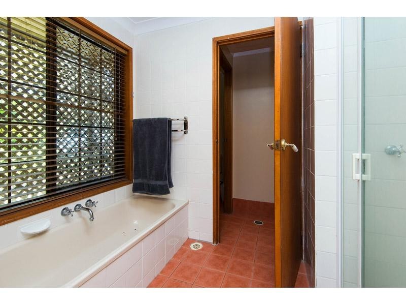 26 Wambaya Street, Belmont QLD 4153