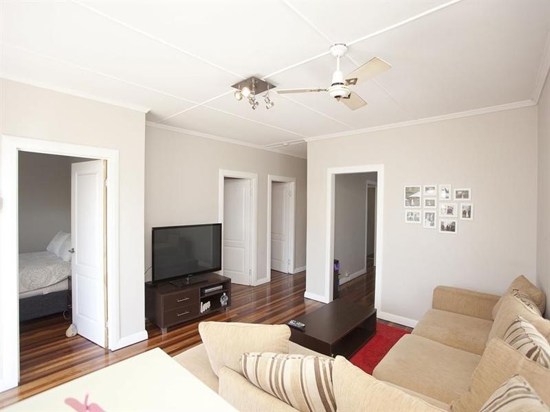 61 Norton Street, Upper Mount Gravatt QLD 4122