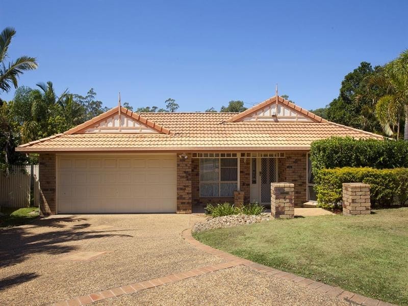 6 Snowbird Place, Wishart QLD 4122