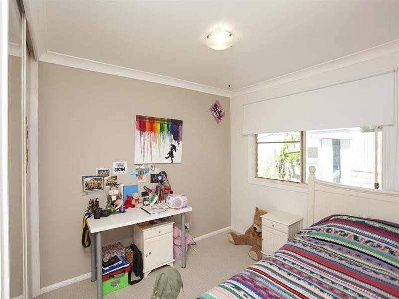 6 Snowbird Place, Wishart QLD 4122