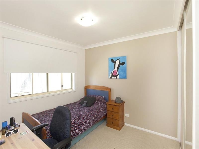 6 Snowbird Place, Wishart QLD 4122