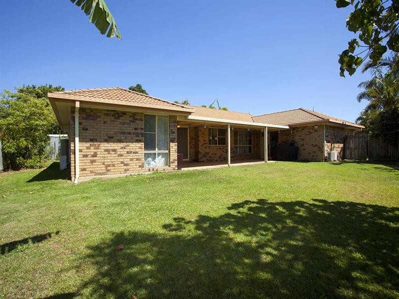 6 Snowbird Place, Wishart QLD 4122