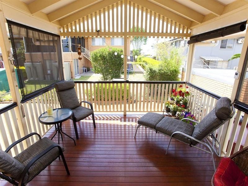 42 Tandanya Street, Mansfield QLD 4122