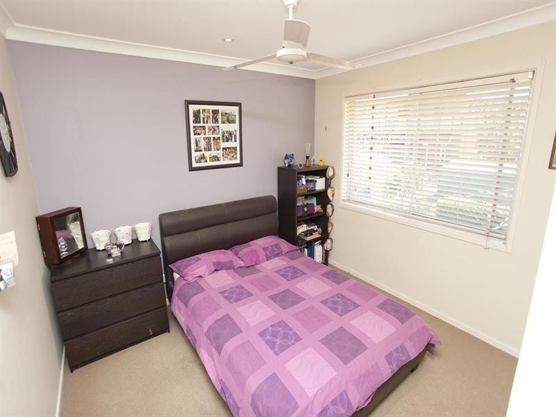 42 Tandanya Street, Mansfield QLD 4122