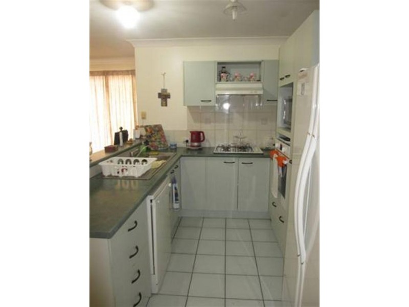 5 Sandpiper Place, Wishart QLD 4122
