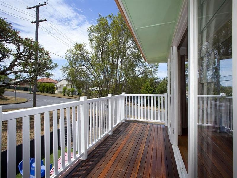 27 Dowrie Street, Upper Mount Gravatt QLD 4122