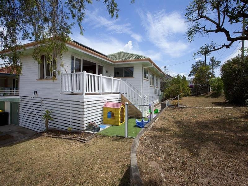 27 Dowrie Street, Upper Mount Gravatt QLD 4122