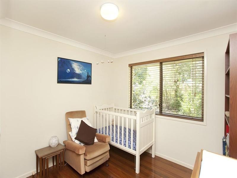 25 Hector Road, Holland Park QLD 4121