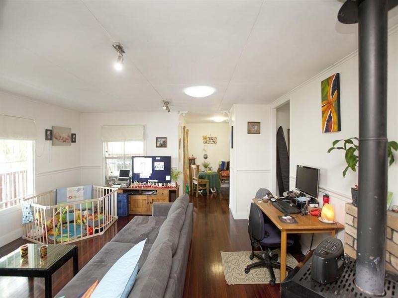 14 Biplex Street, Mansfield QLD 4122