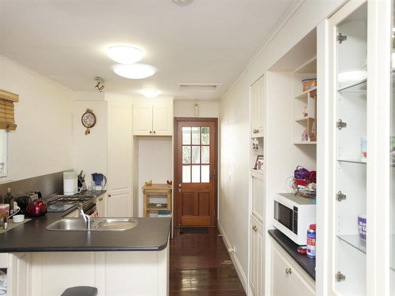 14 Biplex Street, Mansfield QLD 4122