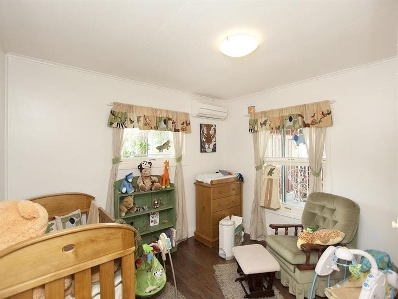 14 Biplex Street, Mansfield QLD 4122