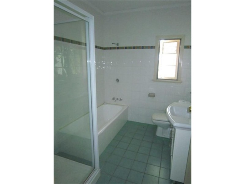 81 Creek Road, Mount Gravatt East QLD 4122