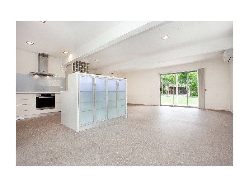 9 Larwood Street, Upper Mount Gravatt QLD 4122