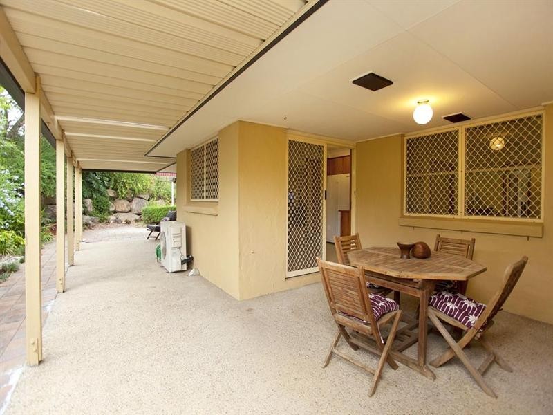 40 Montreal Street, Wishart QLD 4122