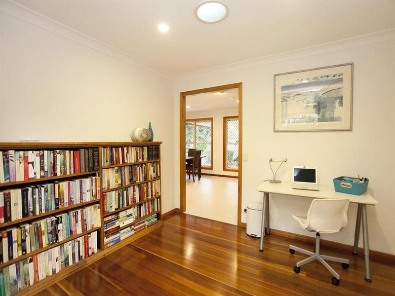 40 Montreal Street, Wishart QLD 4122