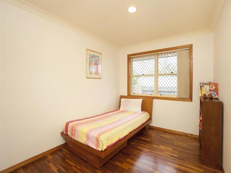 40 Montreal Street, Wishart QLD 4122