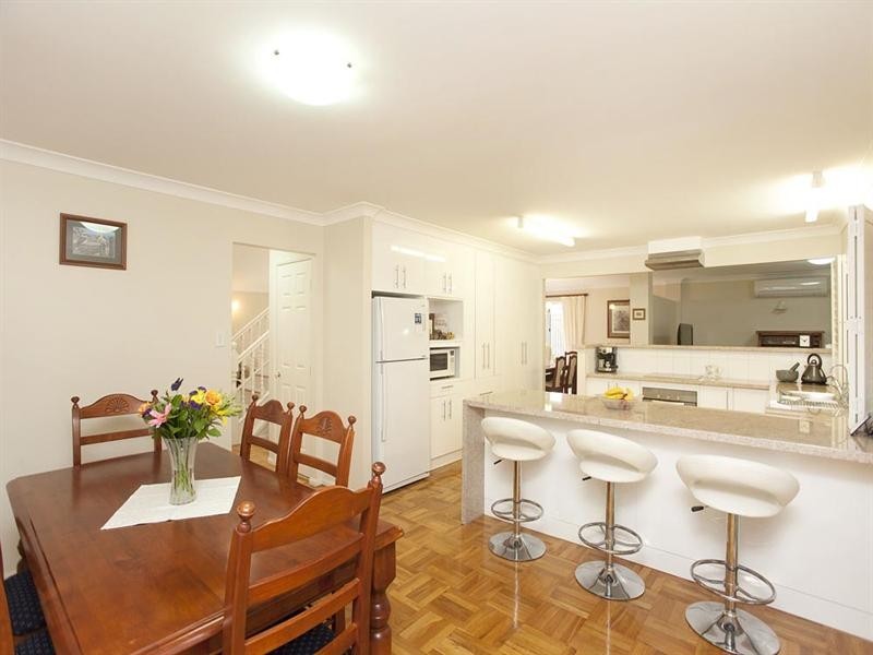 11 Monet Crescent, Mackenzie QLD 4156