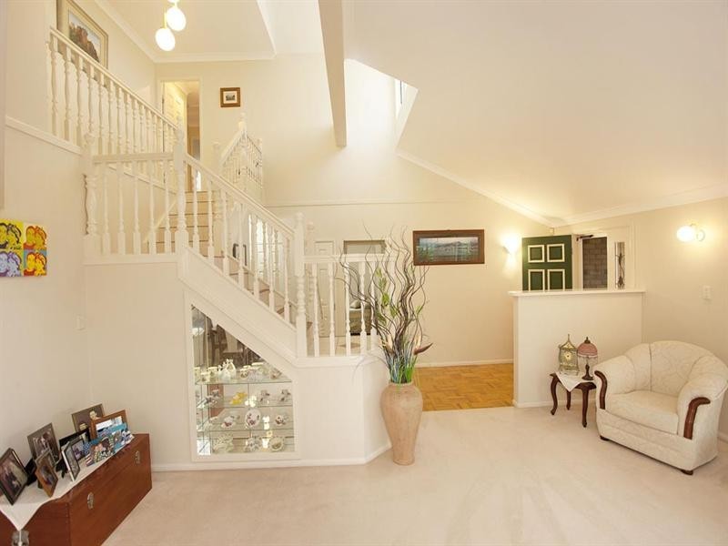 11 Monet Crescent, Mackenzie QLD 4156