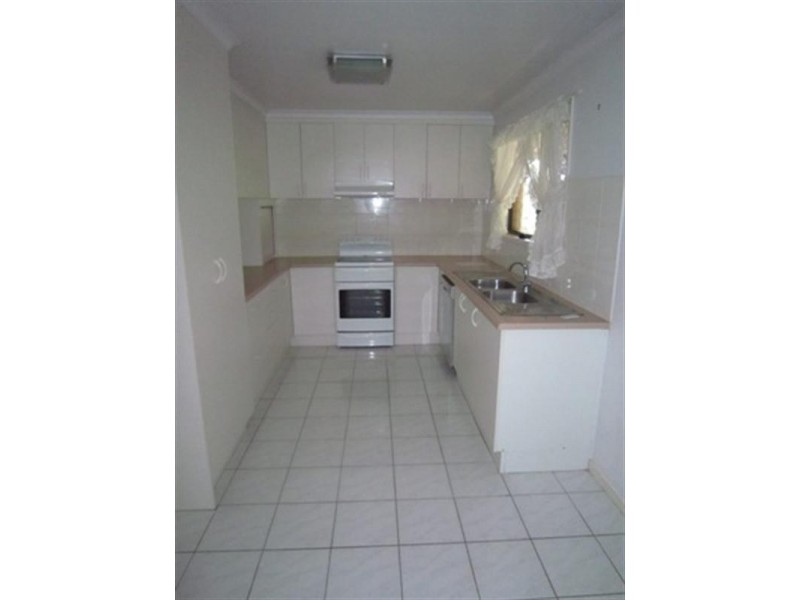 3 Gretna Street, Mansfield QLD 4122