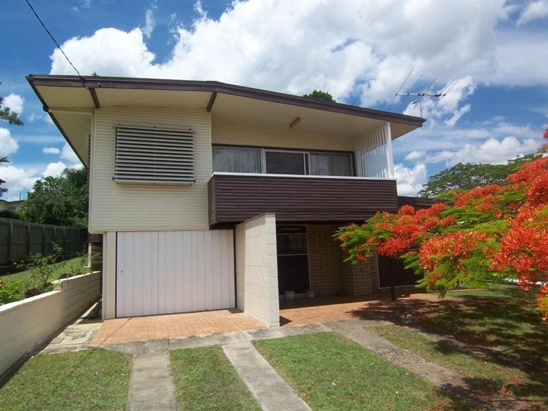 101 Wanda Road, Upper Mount Gravatt QLD 4122