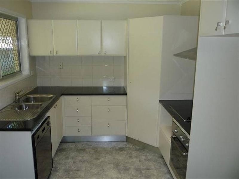 52 Luprena Street, Mansfield QLD 4122