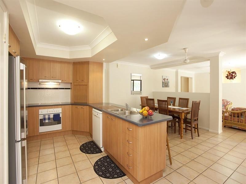 39 Mansfield Place, Mansfield QLD 4122