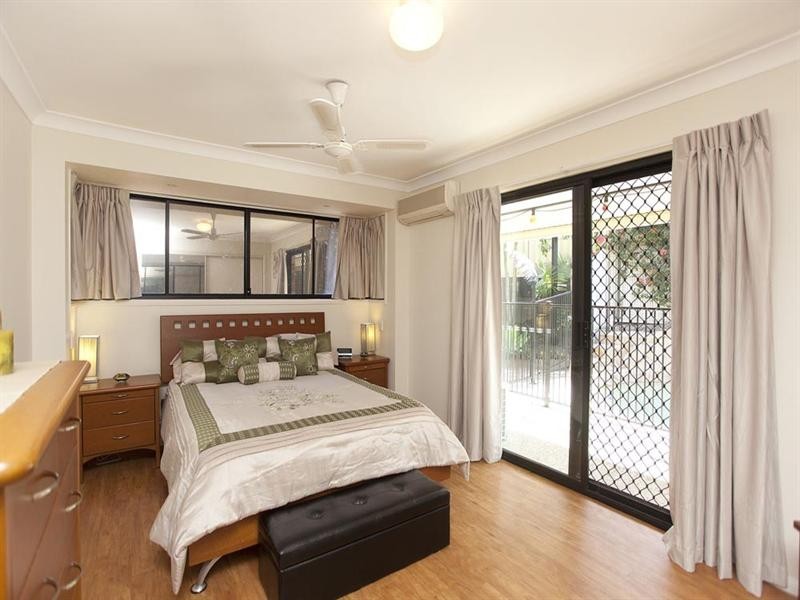 39 Mansfield Place, Mansfield QLD 4122