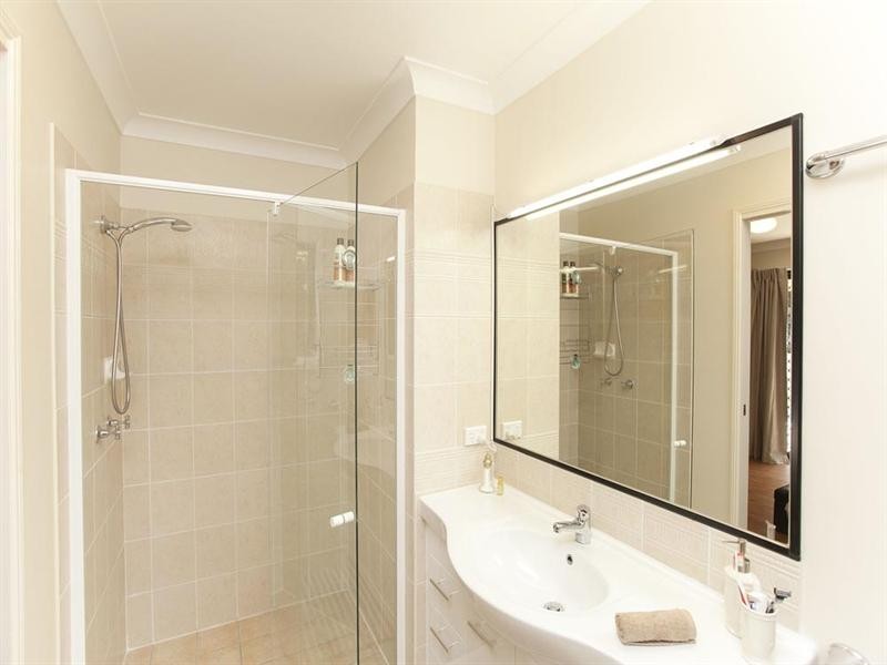 39 Mansfield Place, Mansfield QLD 4122