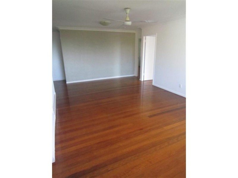 35 Crest Street, Mount Gravatt East QLD 4122