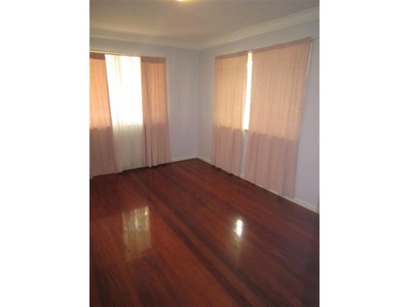 35 Crest Street, Mount Gravatt East QLD 4122