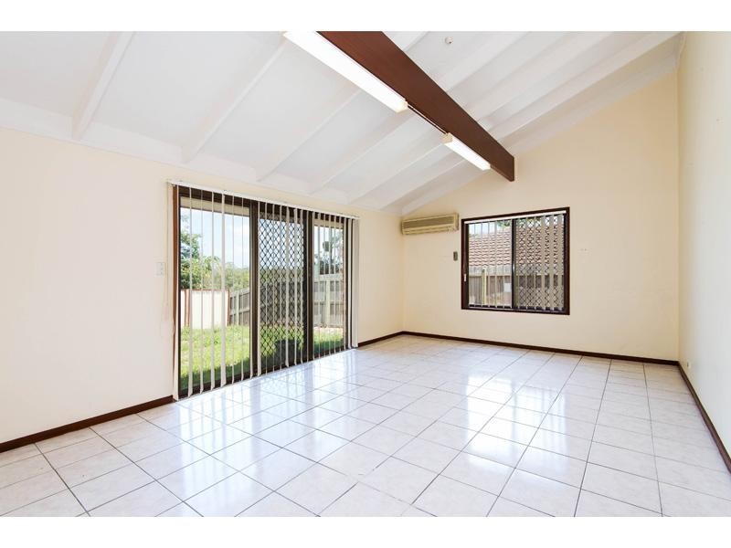 31 Ham Road, Mansfield QLD 4122