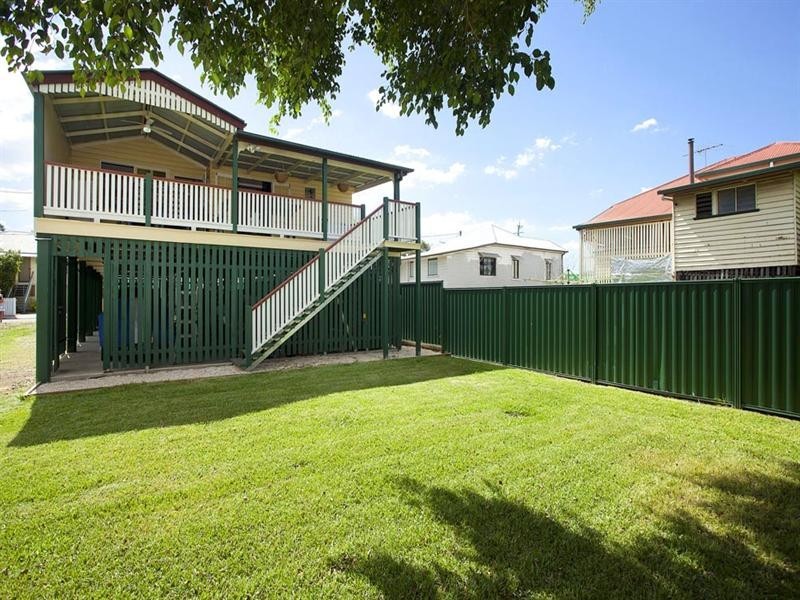2 Flower Street, Woolloongabba QLD 4102