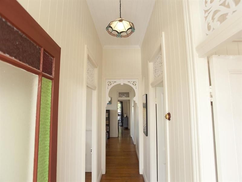 2 Flower Street, Woolloongabba QLD 4102