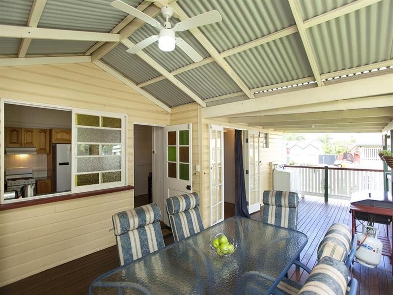 2 Flower Street, Woolloongabba QLD 4102