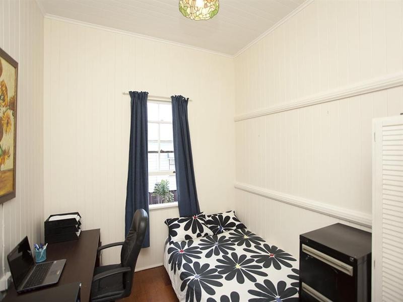 2 Flower Street, Woolloongabba QLD 4102