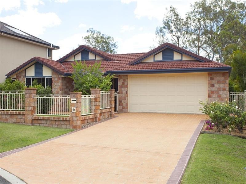 27 St Andrew Place, Wishart QLD 4122