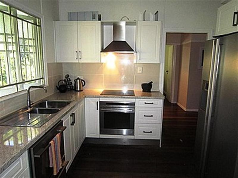 103 Creek Road, Mount Gravatt East QLD 4122